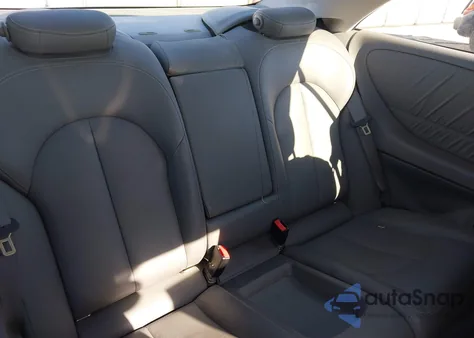 2007 Mercedes-Benz Clk 350 из США, поврежденный, VIN WDBTJ56H27F216085